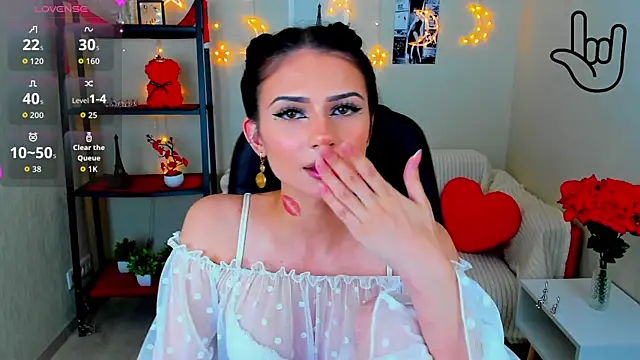 Kitti__n Live XXX chat