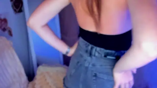 Bella_XO's Live XXX Chat