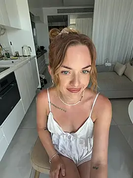 ElenaRebelle's Live XXX Chat