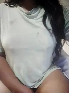 Sarah-Senate – Live XXX-chat