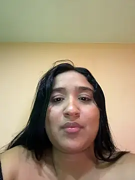 Chat XXX en directo de FoxySkye