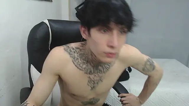 Cry_thereal Live XXX-Chat