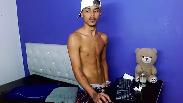 عرض كام Angel_foxc13