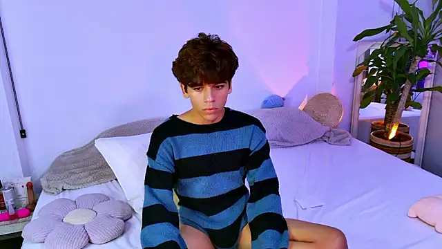 Samy_Twink Chat XXX in diretta