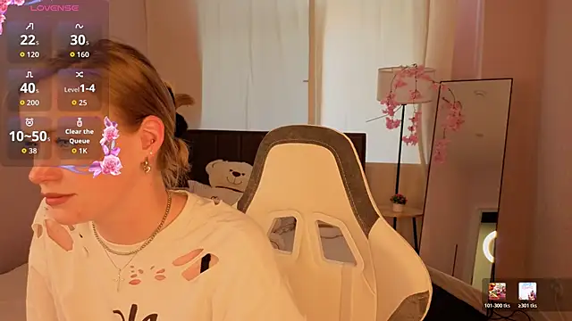 EvaHamilton's Live XXX Chat