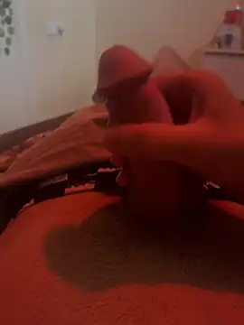 Tazo695 Show in webcam