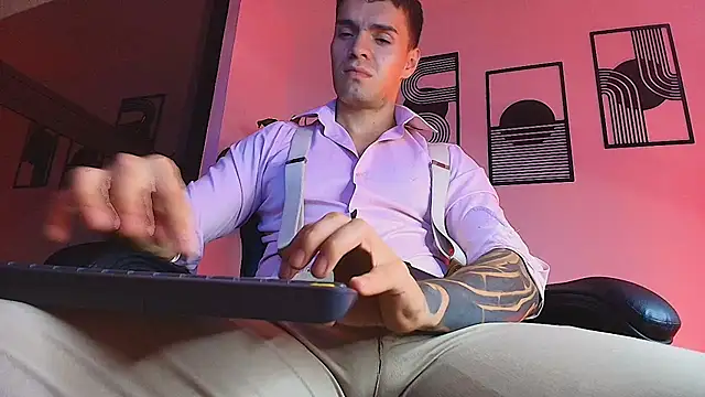 ALPHA_DOMINUS_ XXX чат на живо