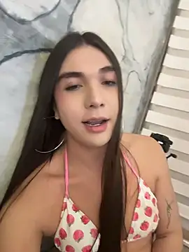 saracaball_ Adlı Modelin Canlı XXX Sohbeti