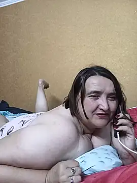 LiluHot élő XXX-chatje