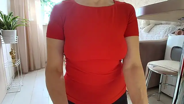 MilfeaN's Live XXX Chat