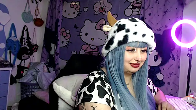 lussyevans24's Live XXX Chat