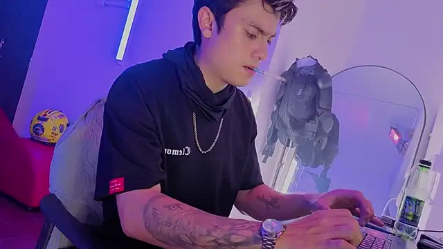 Chat XXX ao vivo de angel_still_