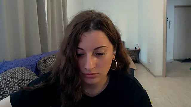 Helen_Adams_ Chat XXX in diretta