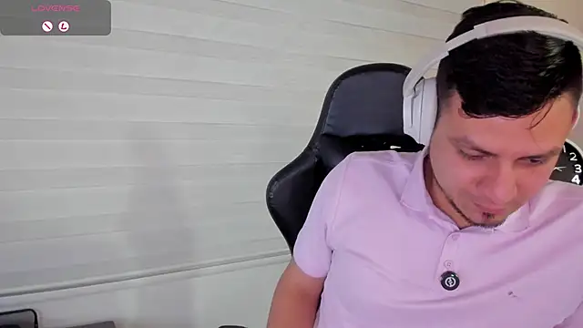 Rick_Adamsn Webbikameraesitys