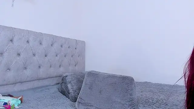 TamaraaRosse élő XXX-chatje