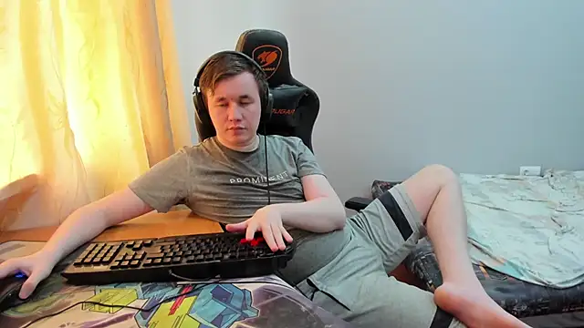 Show modela iliaskrislove na web-kameri