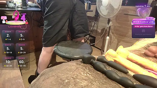 misteryman1956 Show Webcam
