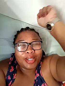 BUSTYTUMIXX23's Live XXX Chat