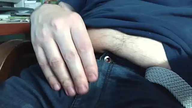 verylittletinycock's Live XXX Chat