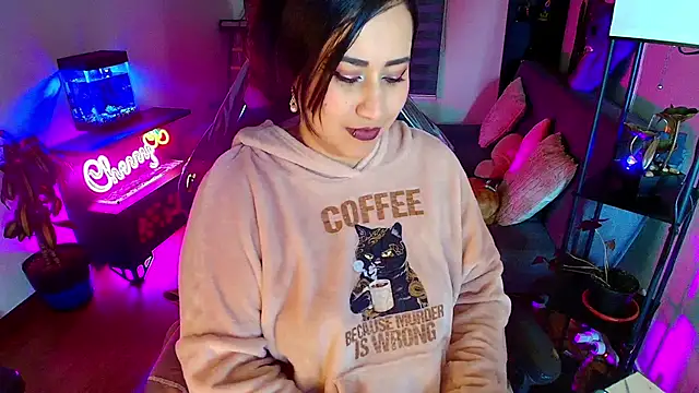 cherryy_bombshelll Adlı Modelin Canlı XXX Sohbeti