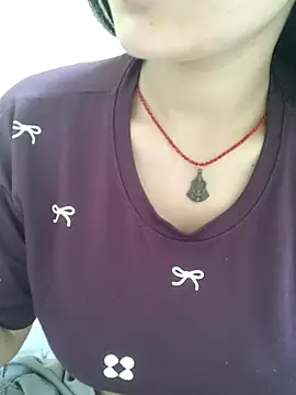 XXX chat uživo modela Cute_Kavya7