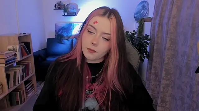 Онлайн чат XXX CoraMiel