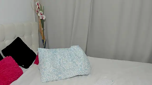 saradusk's Live XXX Chat