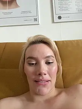 Nasse_Muschi live XXX chat