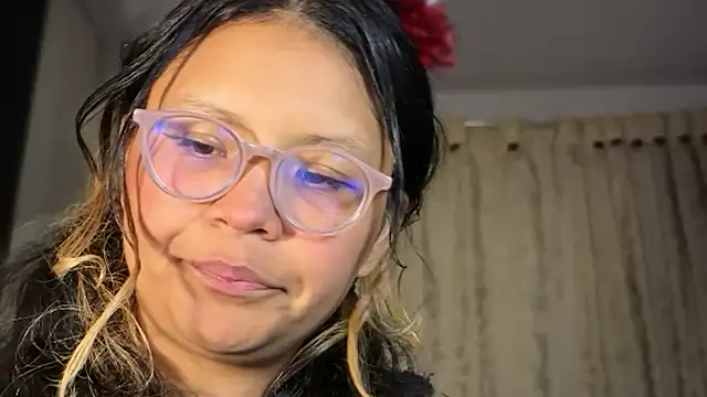 You_Ana31's Live XXX Chat