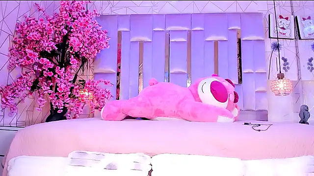 Naomistart Adlı Modelin Canlı XXX Sohbeti