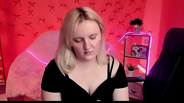 KathyBriggs Chat XXX live