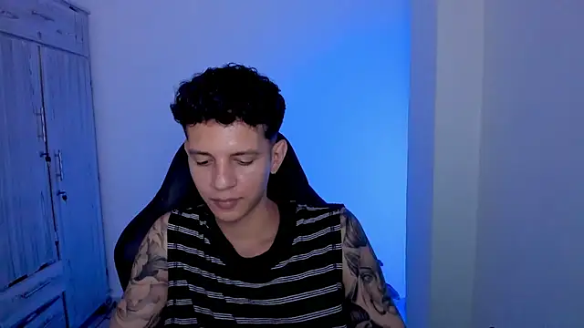 Chat XXX ao vivo de tylerrnova