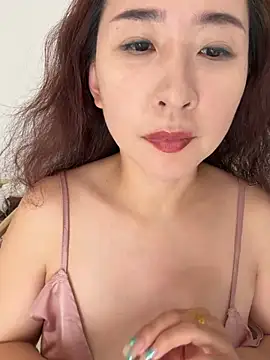 Jingjingxiang-520 Show Webcam