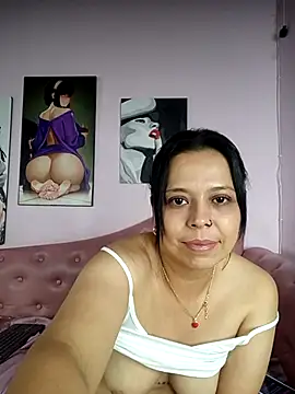 RossyAlvarez Adlı Modelin Canlı XXX Sohbeti