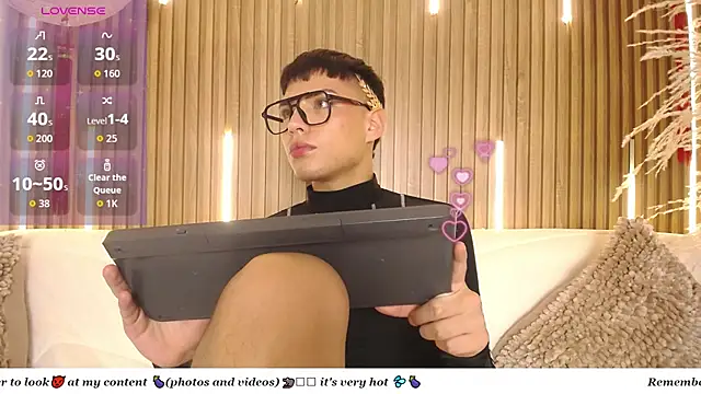 Czat XXX na żywo – Connor_Kings