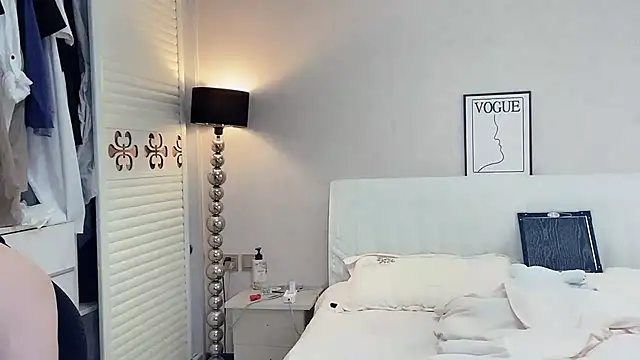 Chat +18 de kk_lele ao vivo