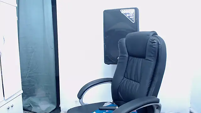 Živý XXX chat LAURA_CRAIZY