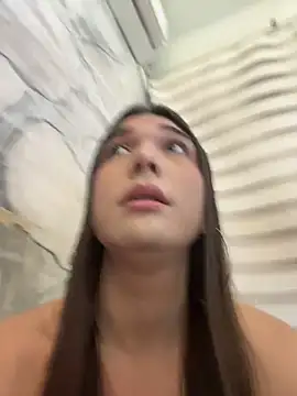 saracaball_'s Live XXX Chat
