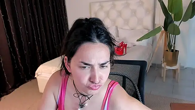 Živý XXX chat CeceliaJohnson