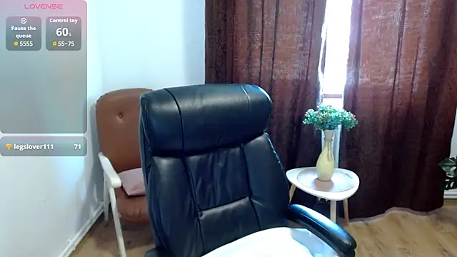 Živý XXX chat Diamond888
