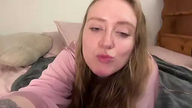 Chat +18 de Pattyworld69 ao vivo