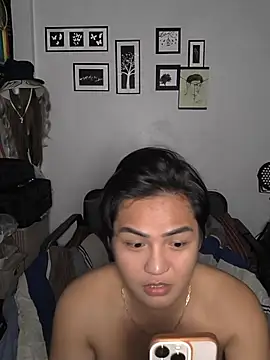 Živý XXX chat SavageCockSelinax