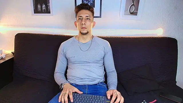 Sr_Maykol's Live XXX Chat