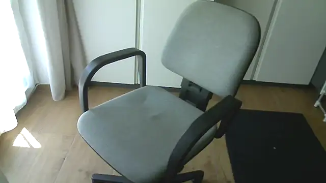 Webkamerová show nudekerschi_m