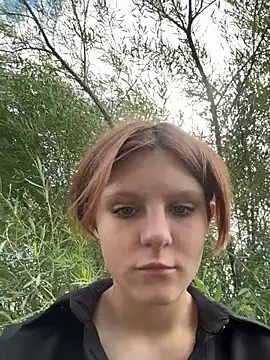 NinaParri Adlı Modelin Canlı XXX Sohbeti