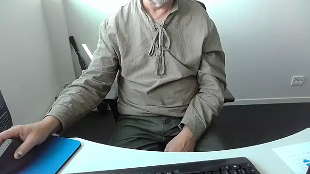 Buggemann Live XXX Chat