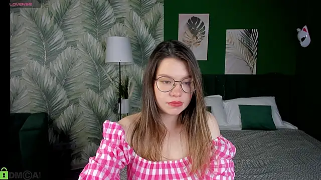 Alice_Ruby1: онлайн-секс-чат