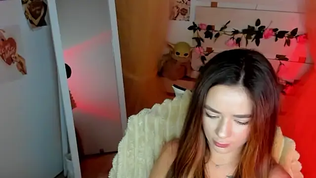 Bella_XO: онлайн-секс-чат