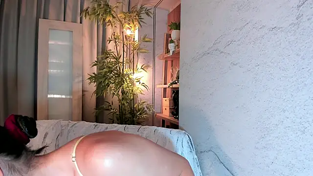Онлайн чат XXX IsabelaStefano
