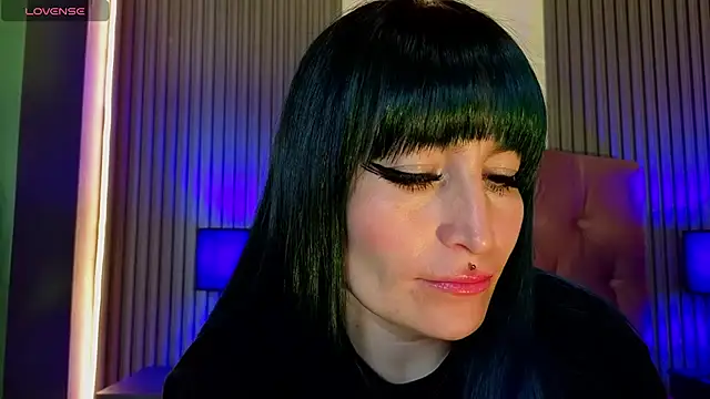 alicia_moom élő XXX-chatje